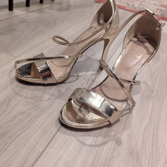 MIX No. 6 Zaydia Gold Sandal Heels - Picture 1 of 5